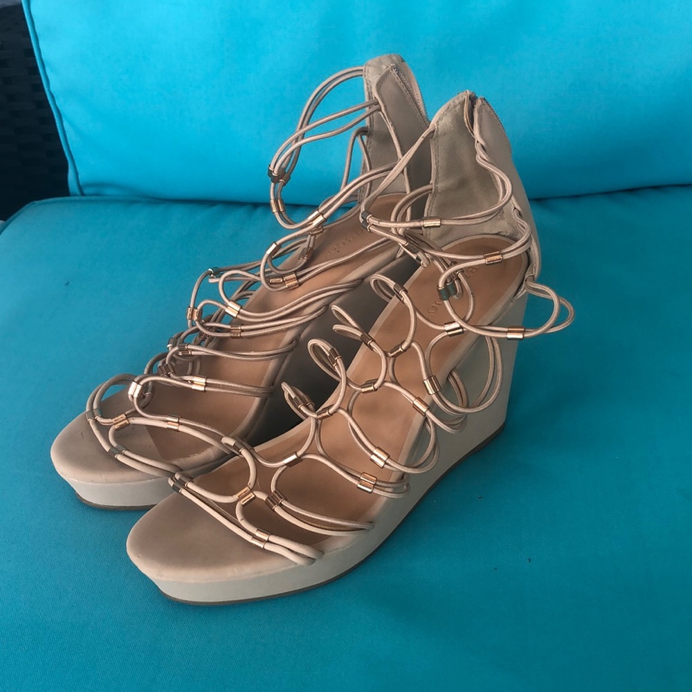 Cream Gold Nude Color Wedges